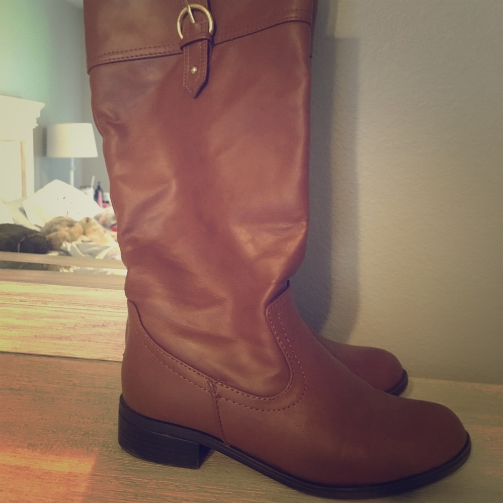 Camel colored zip up boots